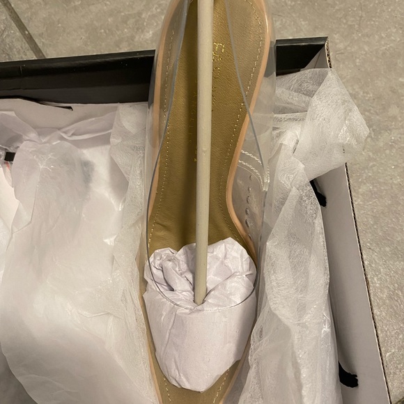 Clear pumps! - Picture 1 of 3